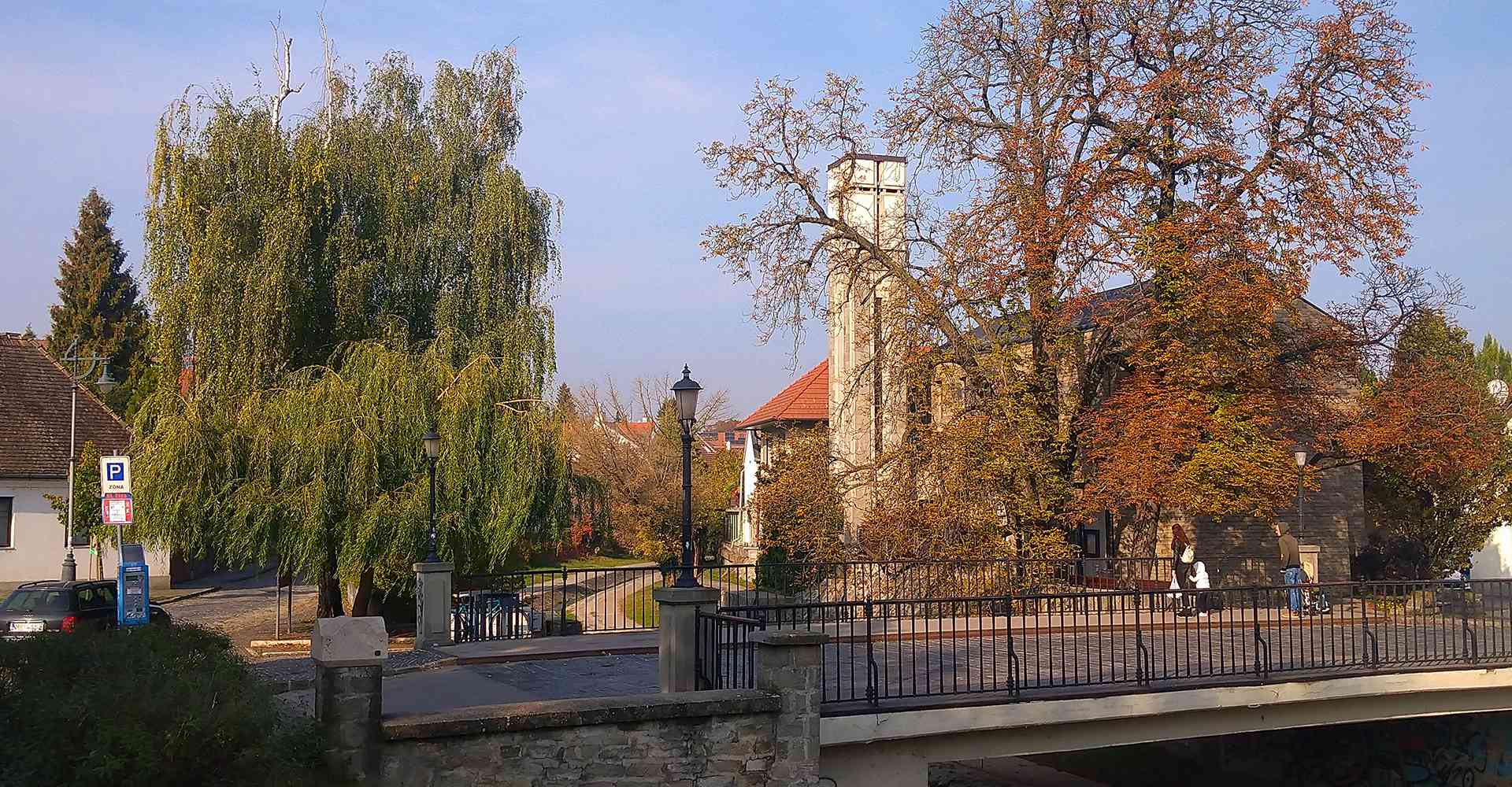 Szentendre_Őri-Art_Gallery_N3-Downtown_Bridge