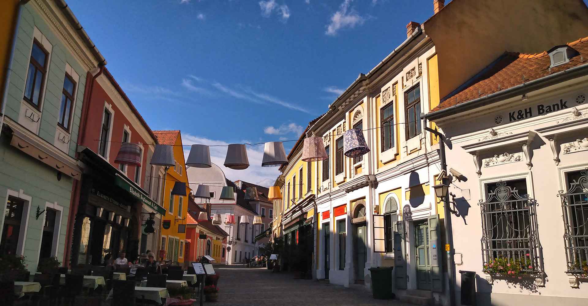 Szentendre_Őri-Art_Gallery_O5-Main_Square_West_Side