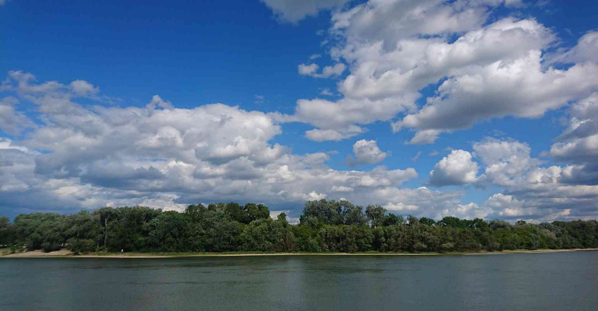 Szentendre_Őri-Art_Gallery_S1-The_Danube