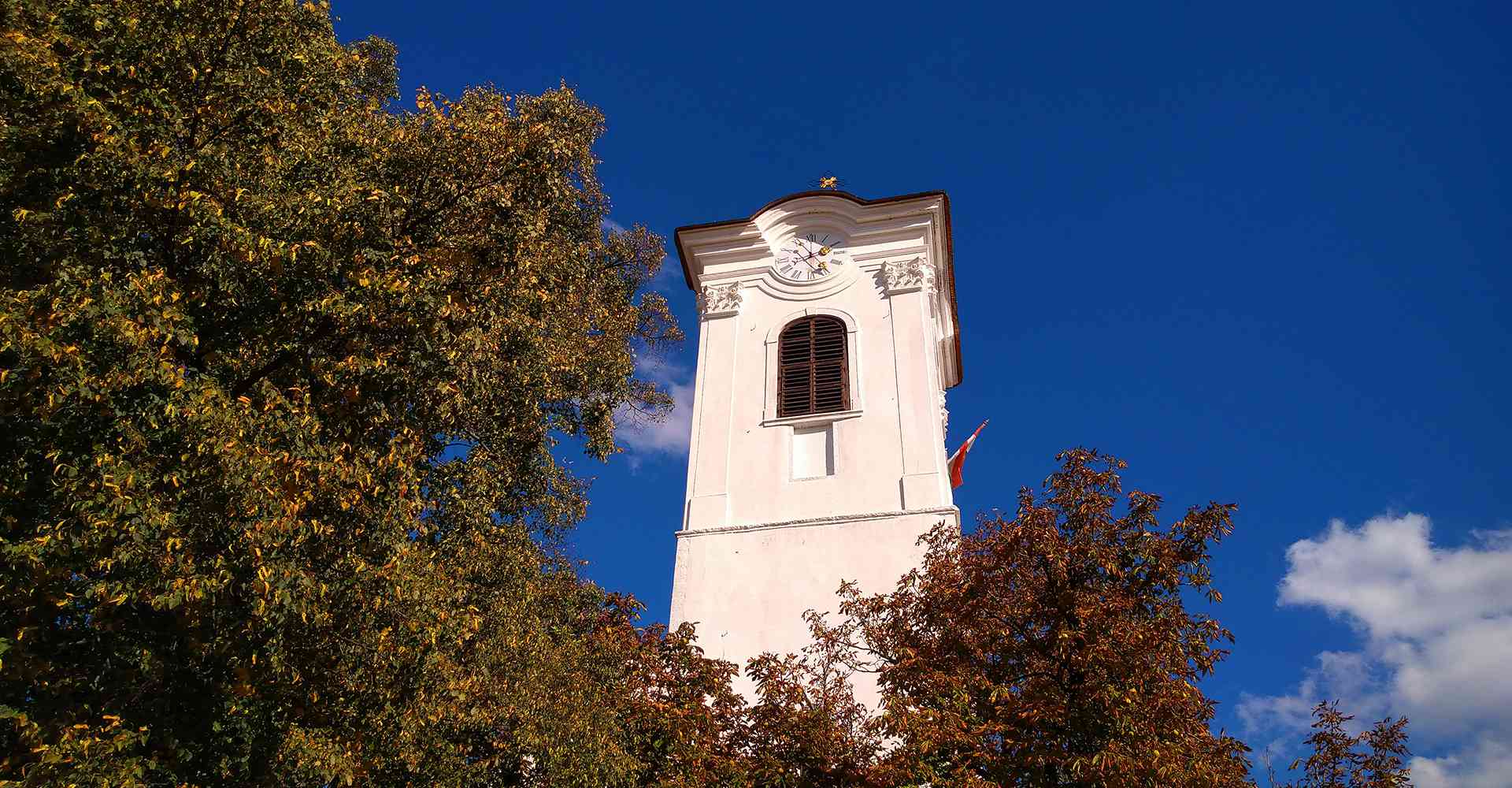 Szentendre_Őri-Art_Gallery_S8-Saints_Peter-Castle_Church