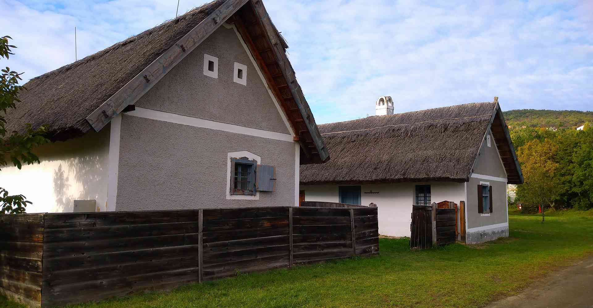 Szentendre_Őri-Art_Gallery_V21-Skanzen21