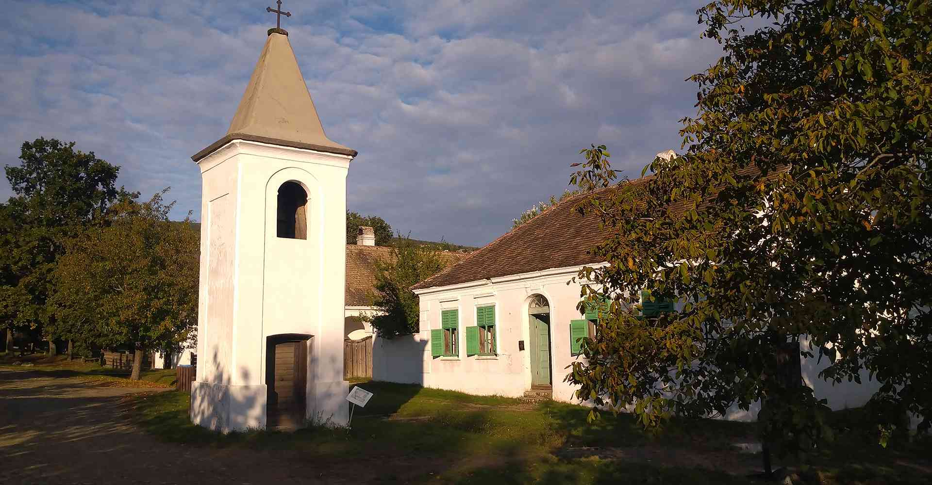 Szentendre_Őri-Art_Gallery_V25-Skanzen25